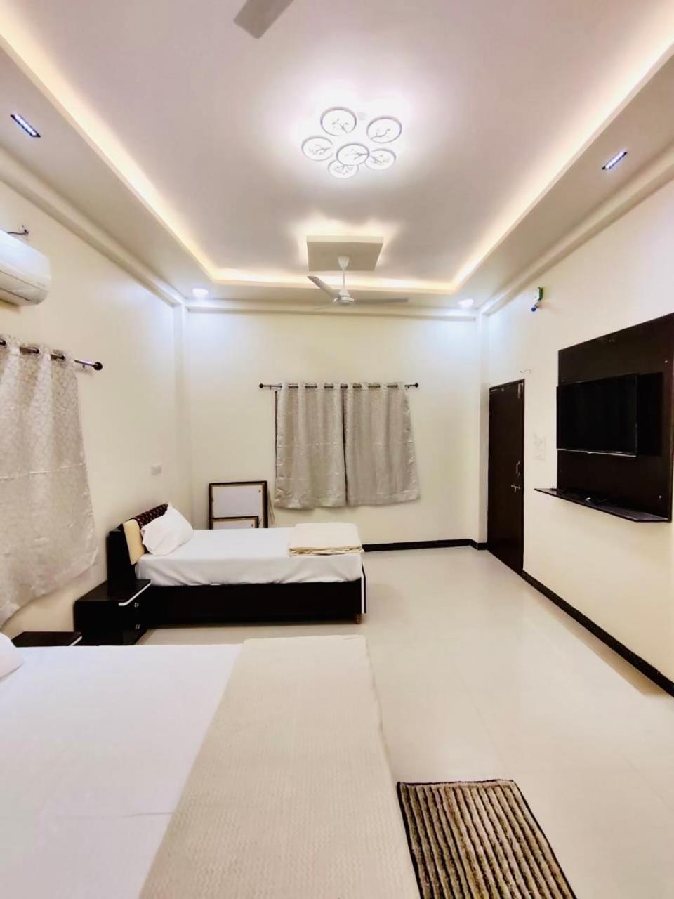 Shivdwelling Villa Ujjain Exterior photo